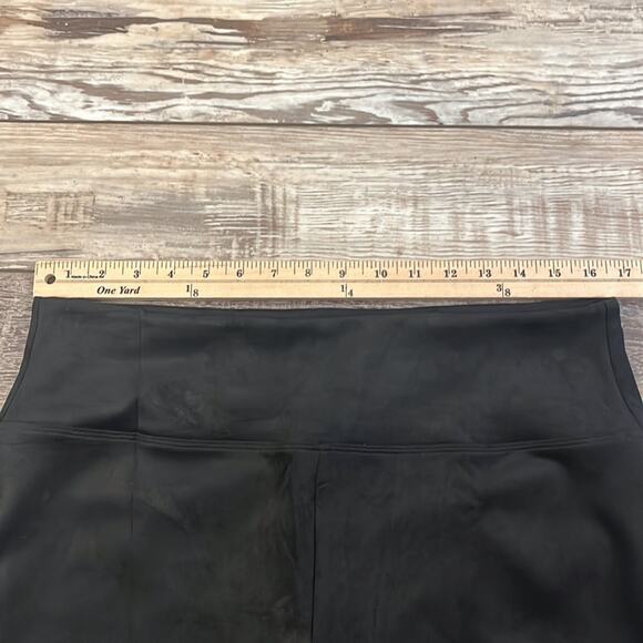 ASSETS BY SPANX Black Faux Suede High Rise Leggings 1X - Picture 5 of 11